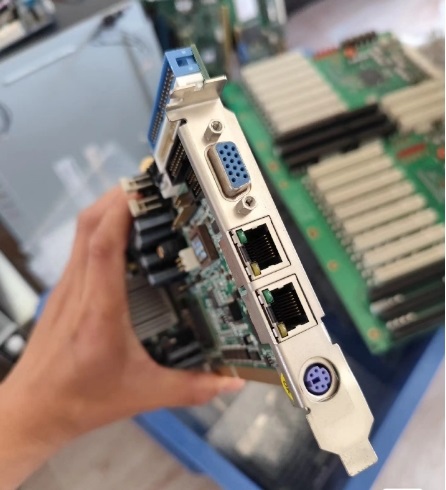 Nexcom PEAK-735(LF) PEAK735VL2G Eingebettetes Dual Lan CPU Board getestet